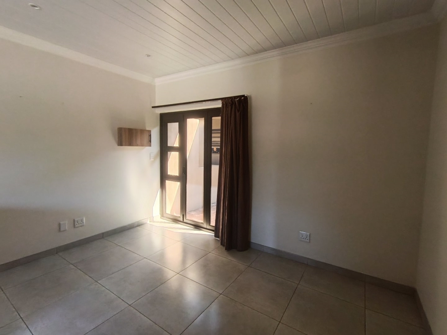 2 Bedroom Property for Sale in Wilkoppies North West